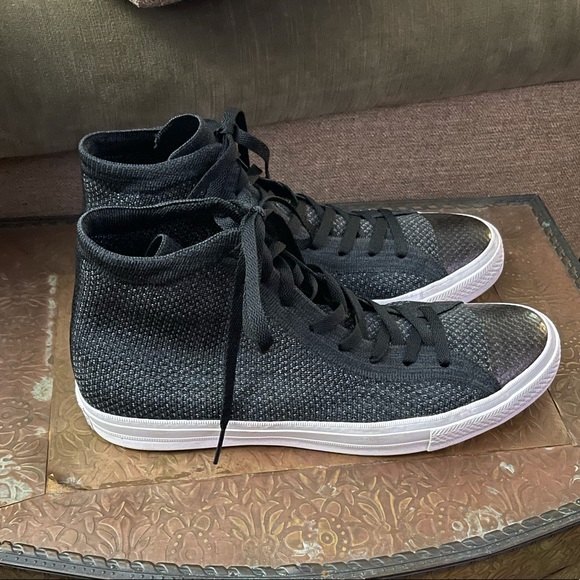 COPY - CONVERSE CHUCK TAYLOR ALL STAR II HI - Picture 2 of 6